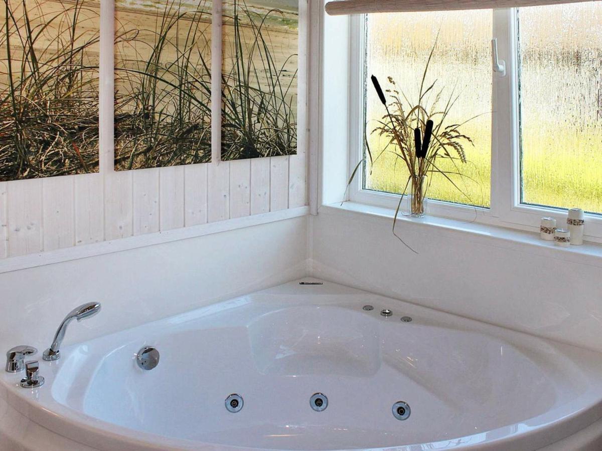 Three-Bedroom Holiday Home In Gelting 7 Zimmer foto